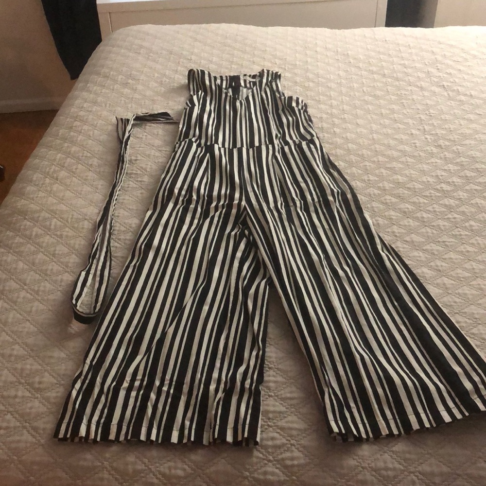 New York & co wide-leg striped jumper/romper - Picture 1 of 2